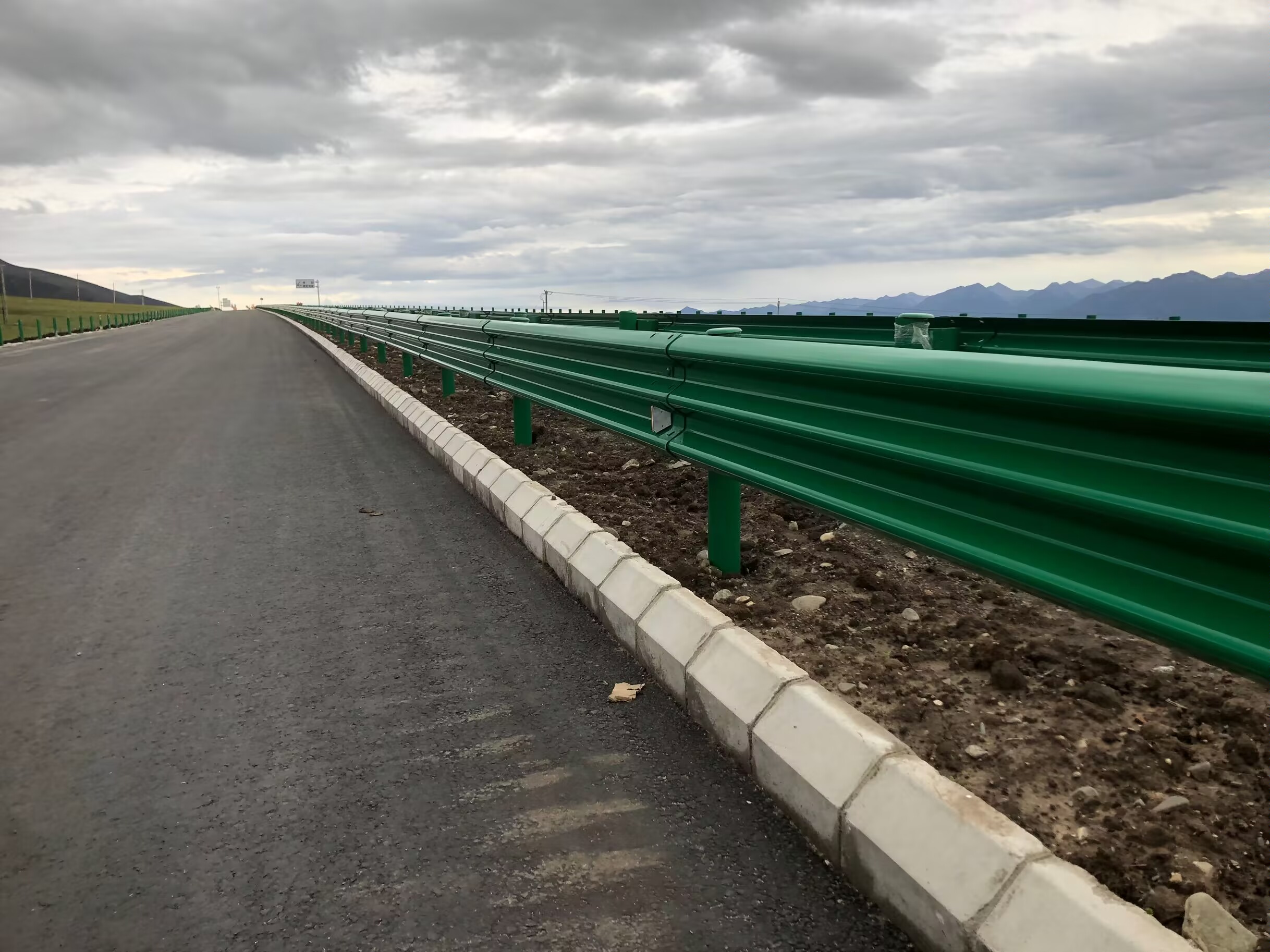 越西县乡村公路波形护栏三波波形护栏 - 推荐